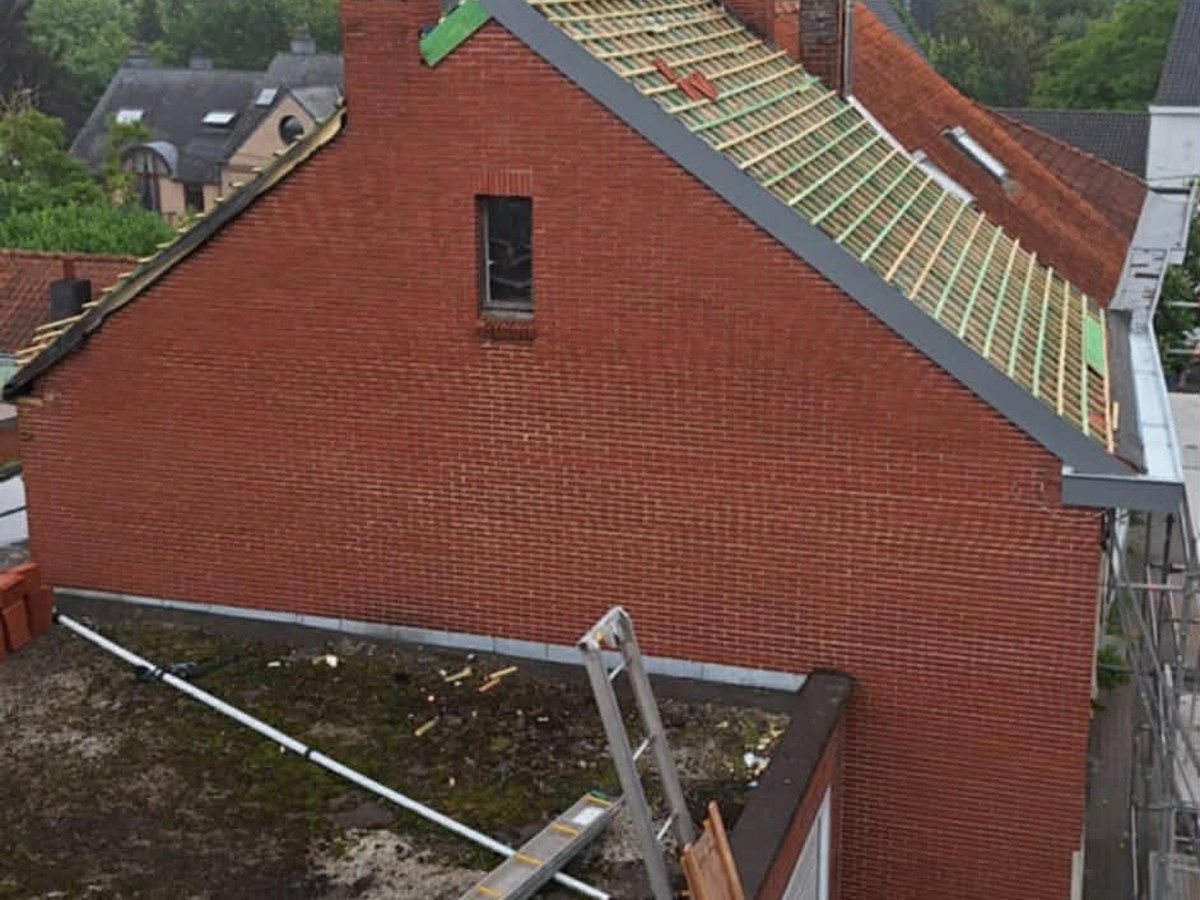 Réfection de toiture pendant les travaux